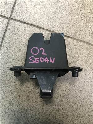 Skoda Octavia II csomagtér zár 1z5827501c