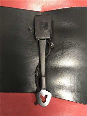 Volkswagen Golf VII bal első biztonsági öv foglalat 5g3857755b