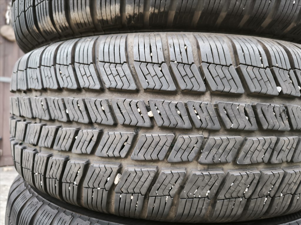  215/6016" 55e/4db újszerű Barum téli gumi gumi 7. kép