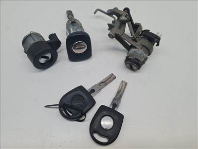 Volkswagen Golf IV, Volkswagen Bora zárbetét szett (27302)