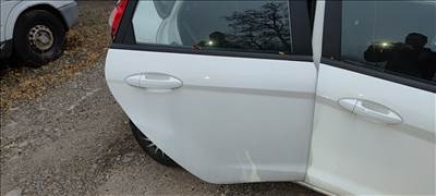 Ford Fiesta mk6 facelift jobb hátsó ajtó üresen 
