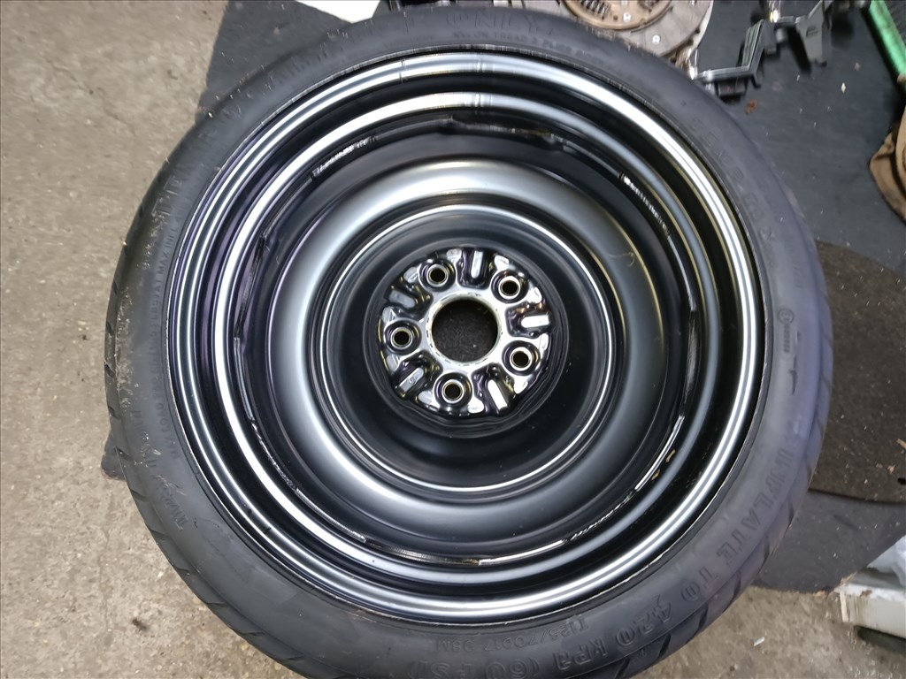 Toyota Avensis T25 kombi pótkerék  5. kép