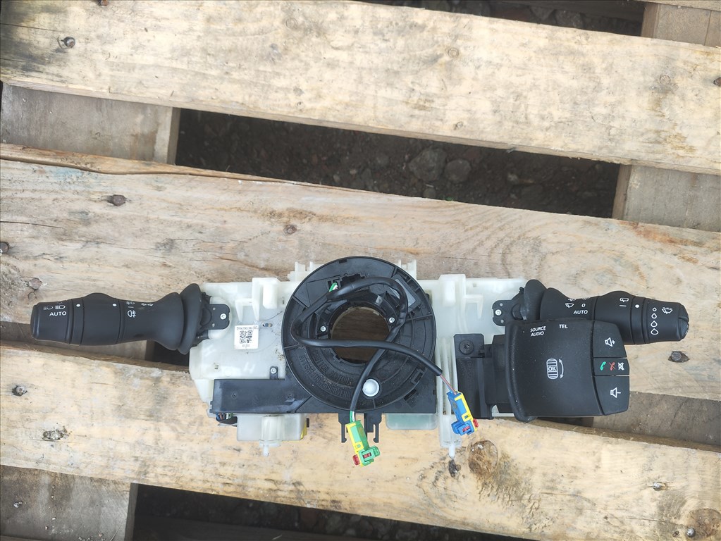 Renault Scénic III kormánykapcsoló bajuszkapcsoló 255670019r 1. kép