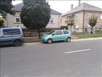  4x100 lyukosztású 13" használt alufelni, rajta 155/70 újszerű nyári gumi gumi 