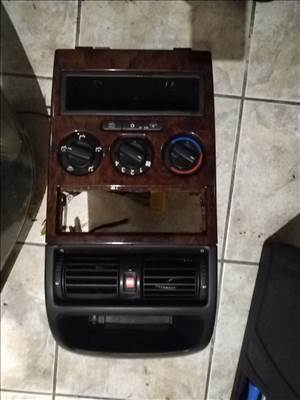 Opel Astra G Középkonzol komplett