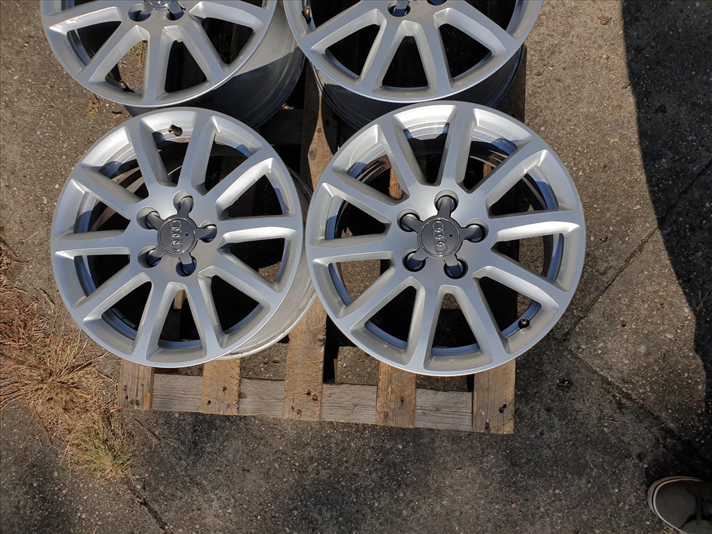 16" 5x112 Audi A4 B8 2. kép