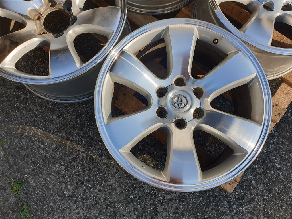 20" 6x139,7 Toyota Land Cruiser 4. kép