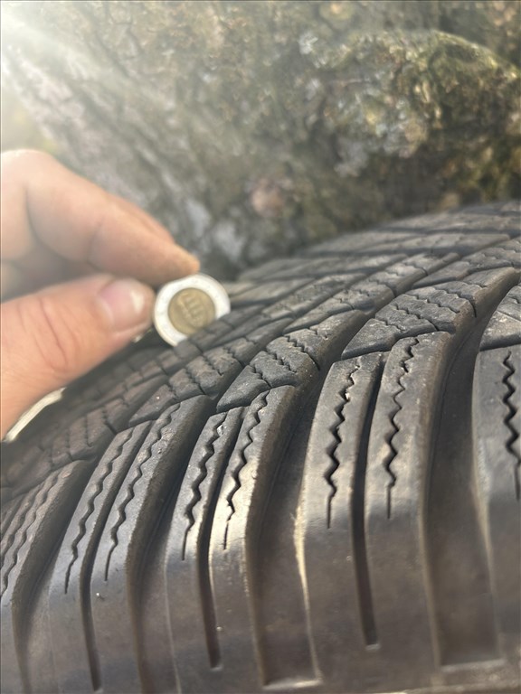  215/6516" használt Firestone téli gumi gumi 2022 év  2. kép