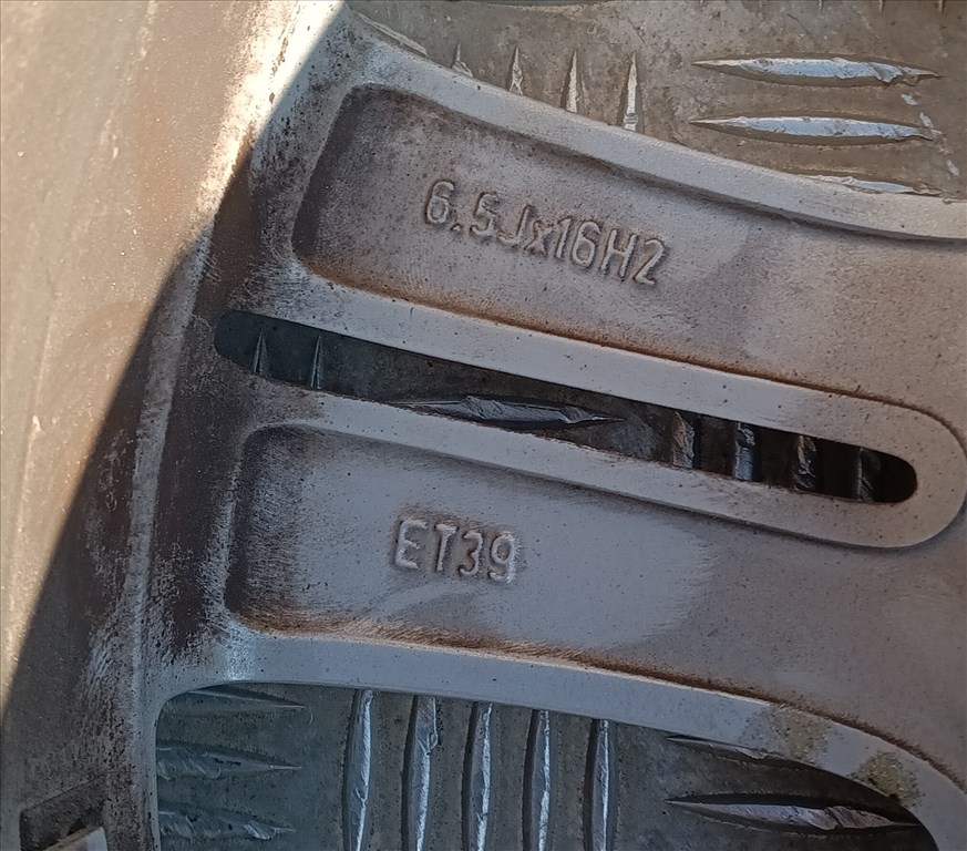 Opel Astra H, Zafira B 1db 16" gyári bontott alufelni (6.5x16 ET39) eladó 3. kép