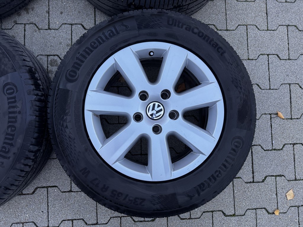 R17 5x130 Original Volkswagen Touareg 7.5J ET50 OE 7P6601025 + 235/65 104W 2. kép