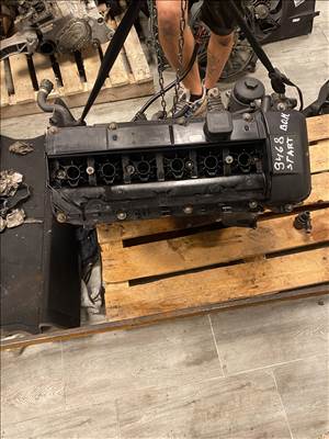 BMW 530 E60/E61 M54B30 Motor fűzött blokk hengerfejjel 