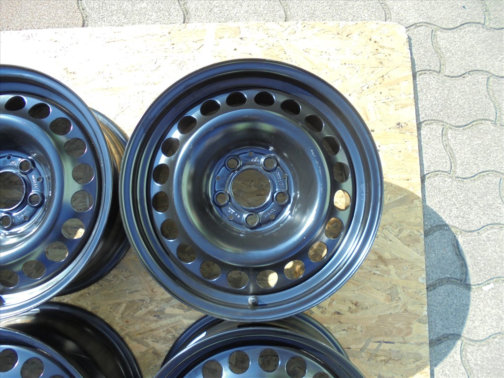 16-os új Alcar lemezfelni ( Mercedes ) eladó 4. kép