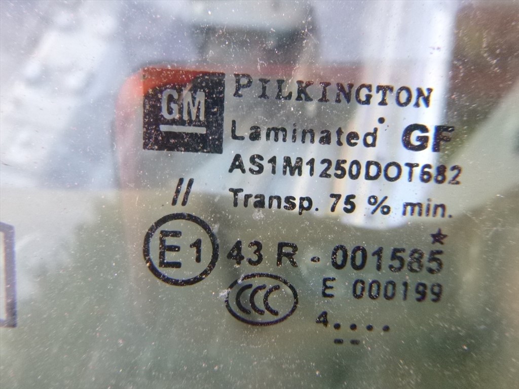 Opel Astra H GYÁRI BONTOTT ELSŐ szélvédő 43R-001585 43r001585 2. kép