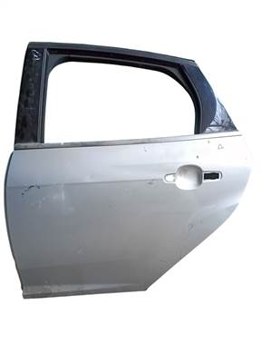 Ford Focus Mk3 bal hátsó ajtó ezüst 5 ajtós ferdehátú öt 