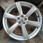 5x108 19 Gyári Volvo alufelni 190000ft a 4db/171/