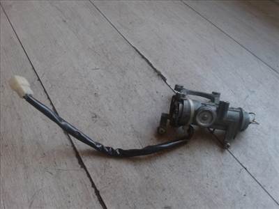 MARUTI 800 Gyújtáskapcsoló