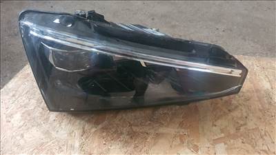 2020 Skoda Scala fényszóró jobb oldali fényszóró 