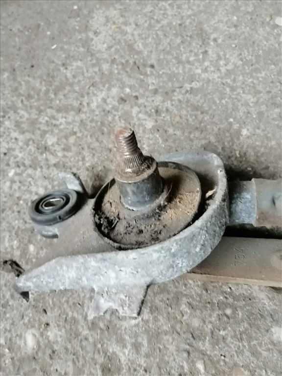 Mitsubishi Outlander I 2.0 4WD Első ablaktörlő szerkezet  4. kép