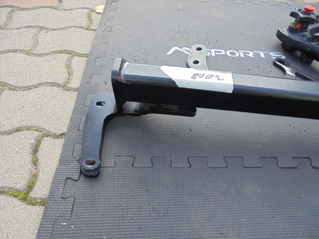 Peugeot 3008 II gyári vonóhorog eladó 7. kép