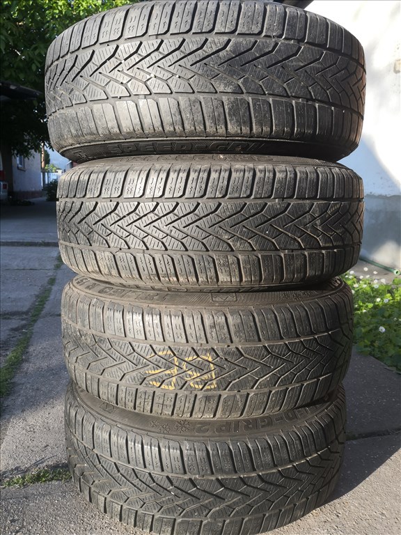 15-ös Dezent alukerék 4x114.3-as lyukosztású 10. kép