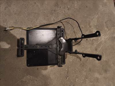 Yamaha FZ8 egyedi rendszám tábla tartó konzol led rendszám világitással 