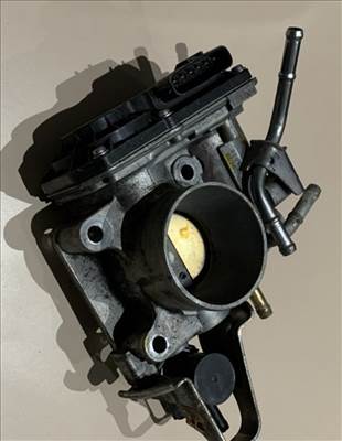 Honda Civic (8th gen) 1.4 fojtószelep