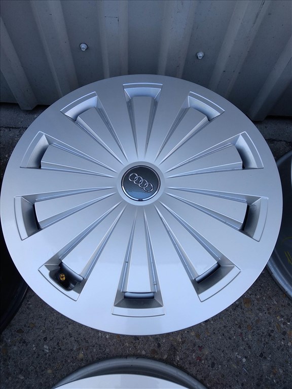 5x112 16 Gyári Audi alufelni dísztárcsával 60000ft a 4db/142/ 2. kép