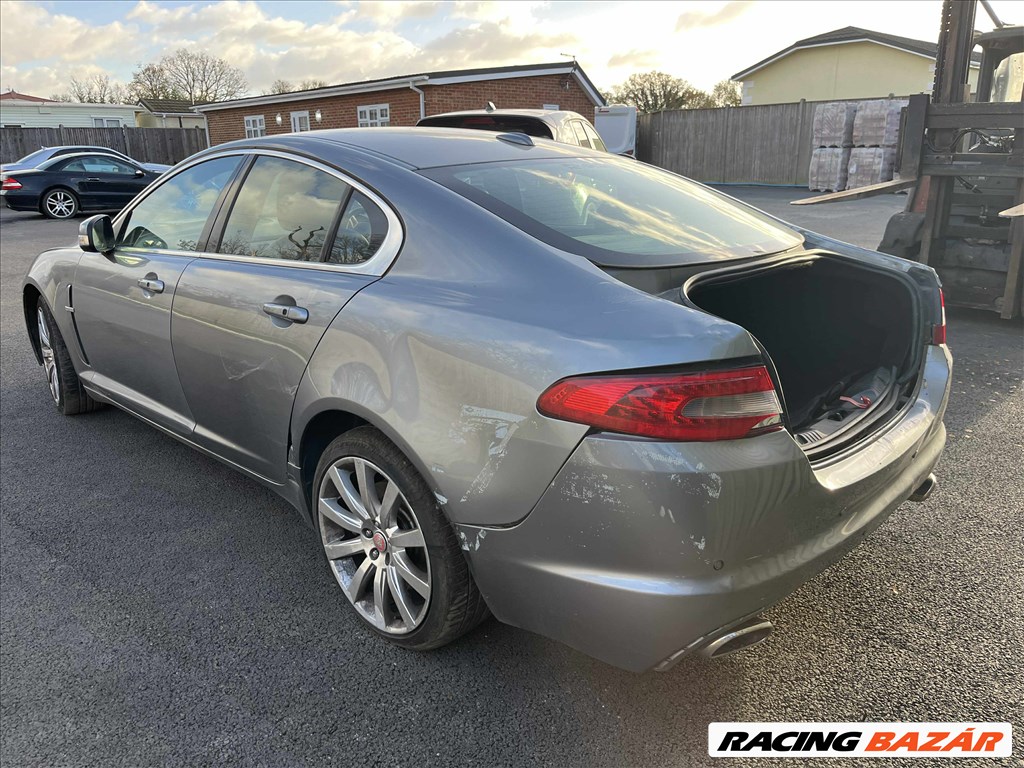 2008 JAGUAR XF PREMIUM 2.7 Diesel, 6 sebességes automata - jobbkormányos jármű bontása!  4. kép