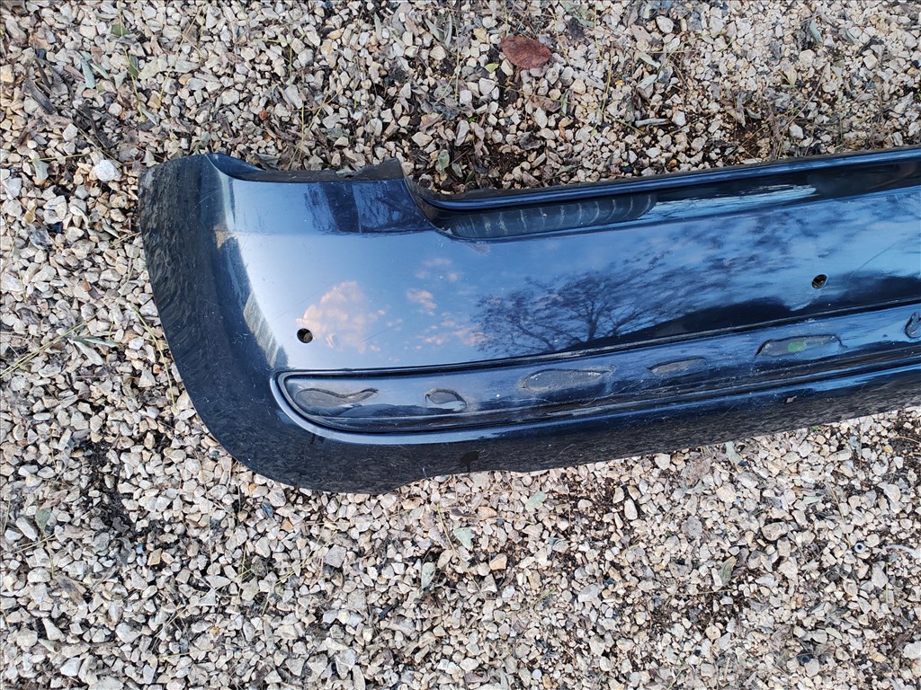 Fiat 500 hátsó lökhárító, radaros  2. kép