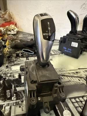 BMW 5-ös sorozat F10/F11 Bmw f10 angol váltókar 9218102
