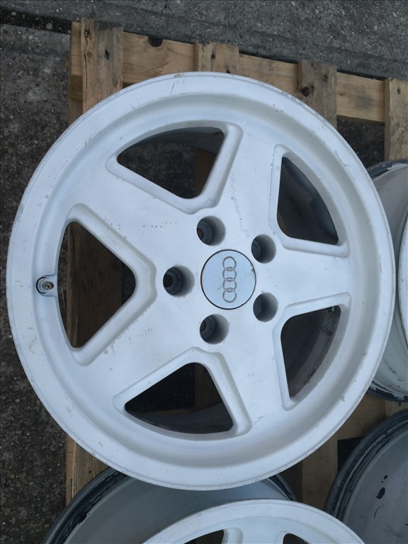 Ritka Audi S2 gyári 16-os alufelni  4. kép