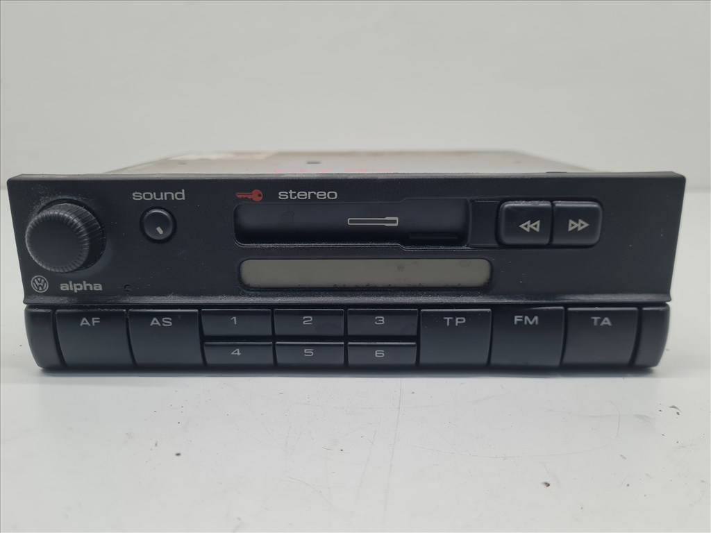 Volkswagen Golf IV, Volkswagen Bora Alpha rádió (25572) 6x0035153 1. kép