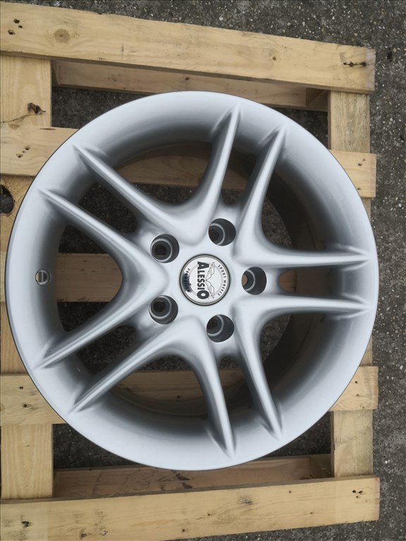 15-ös Alessio alufelni 5x114.3-as lyukosztású 1db 1. kép