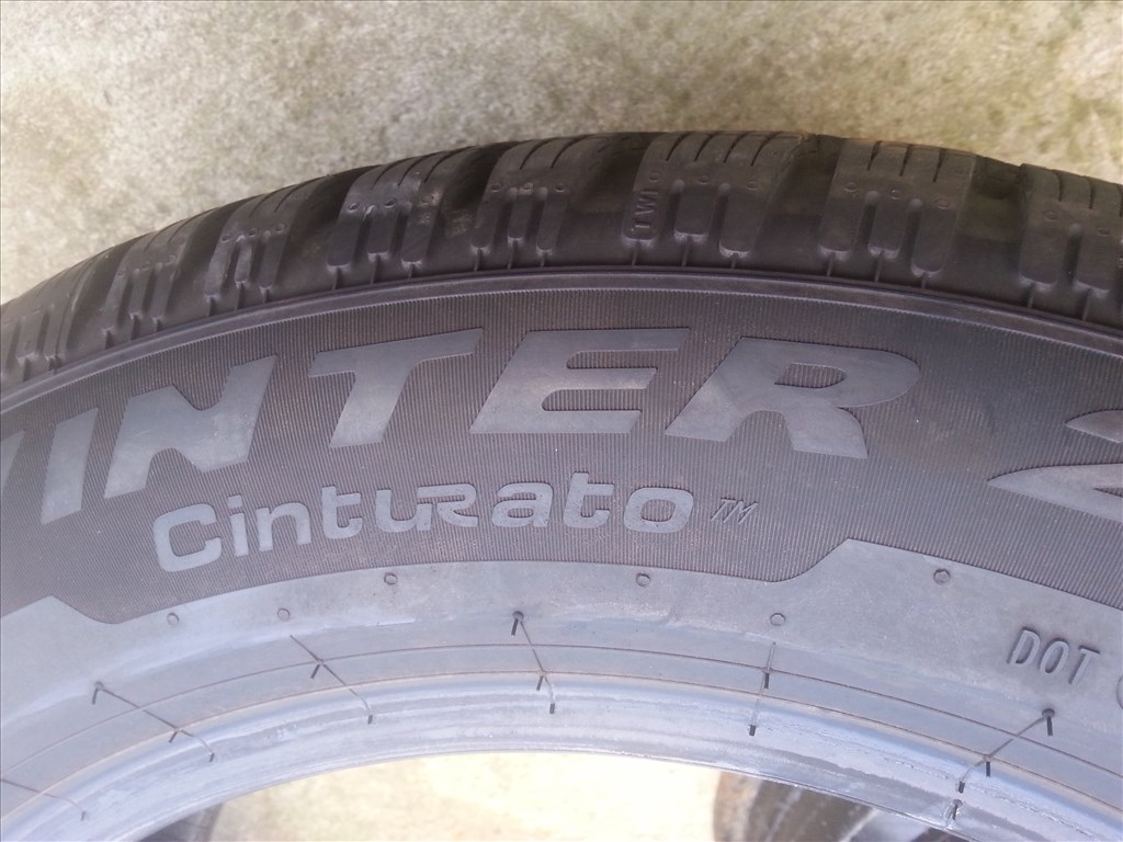  205/60R16 Pirelli újszerű 2 db téli gumi  6. kép
