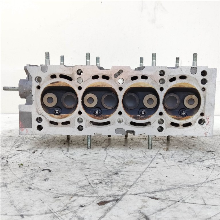 204547 Fiat Punto III. 1,2 8v benzin hengerfej, vezérnűtengely nélkül!! 55202141 2. kép