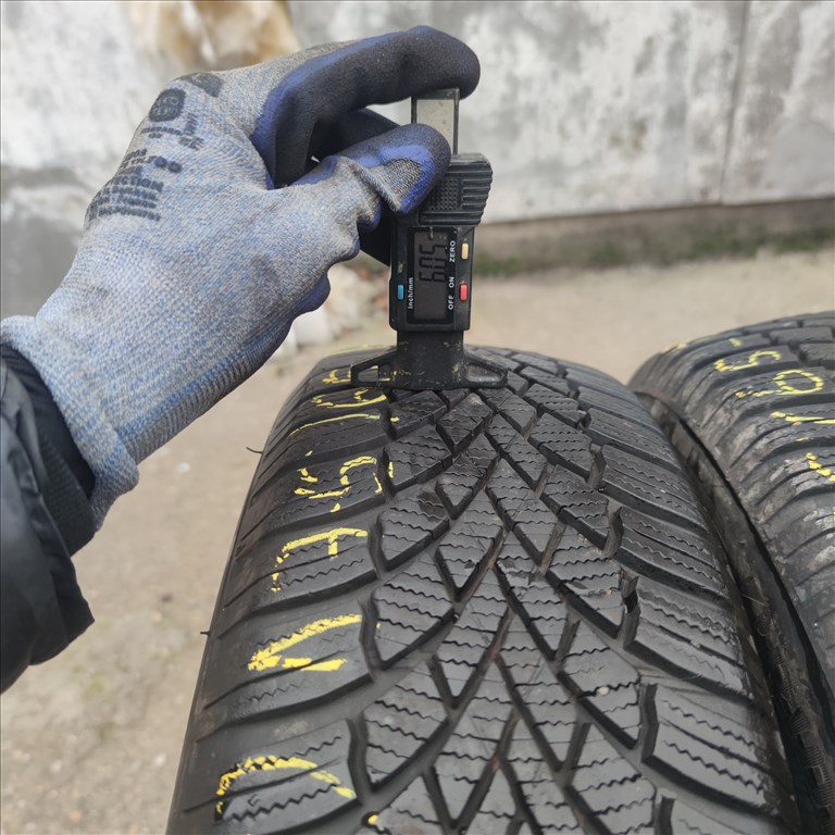  175/65 R15 Bridgestone téli gumi 18000ft a 2db/10/ 1. kép