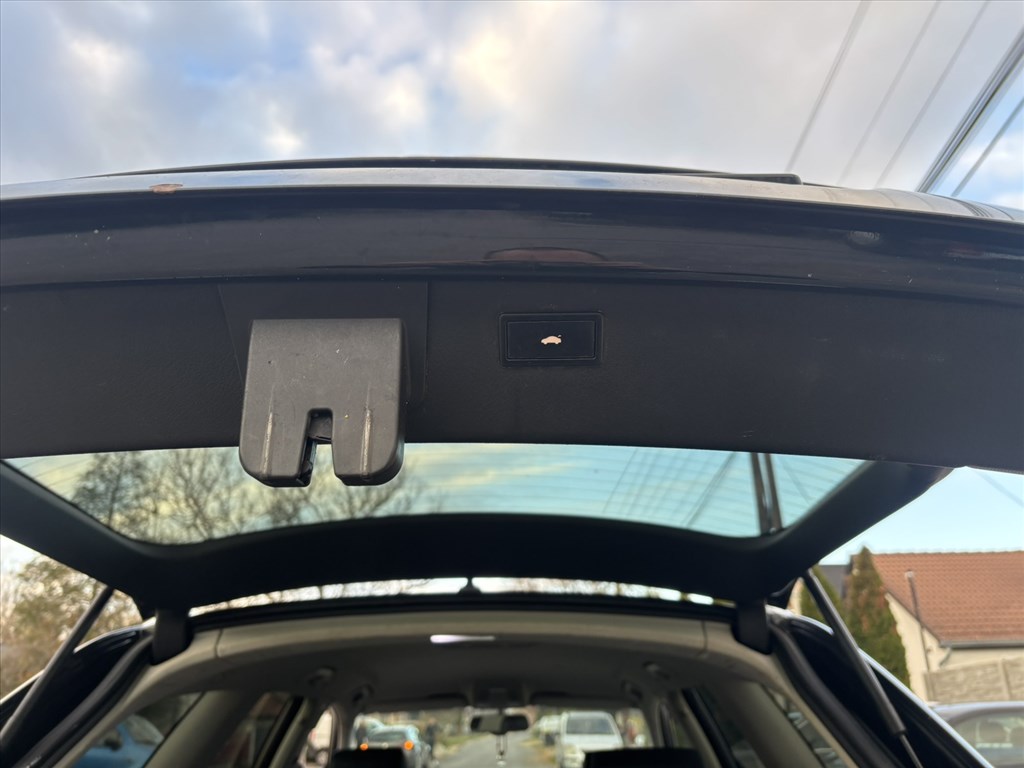 Audi A6 (C6 - 4F) bontott alkatrészei 2.7 TDI Cana motokód LDu multitronic váltó. 5. kép