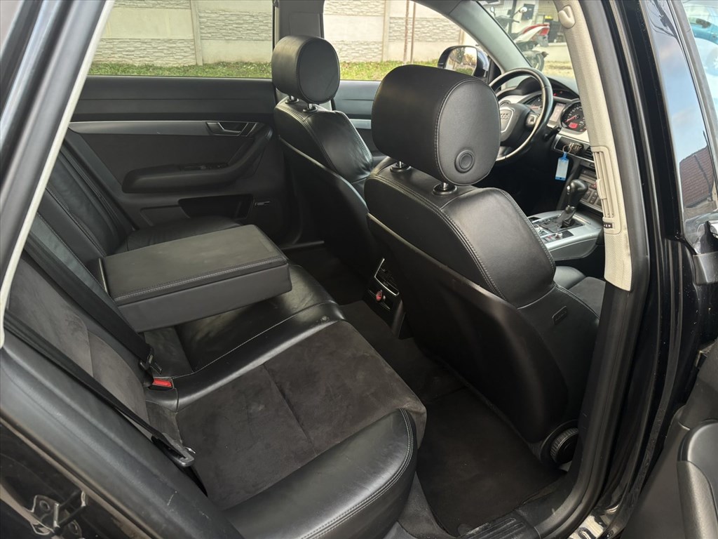 Audi A6 (C6 - 4F) bontott alkatrészei 2.7 TDI Cana motokód LDu multitronic váltó. 7. kép