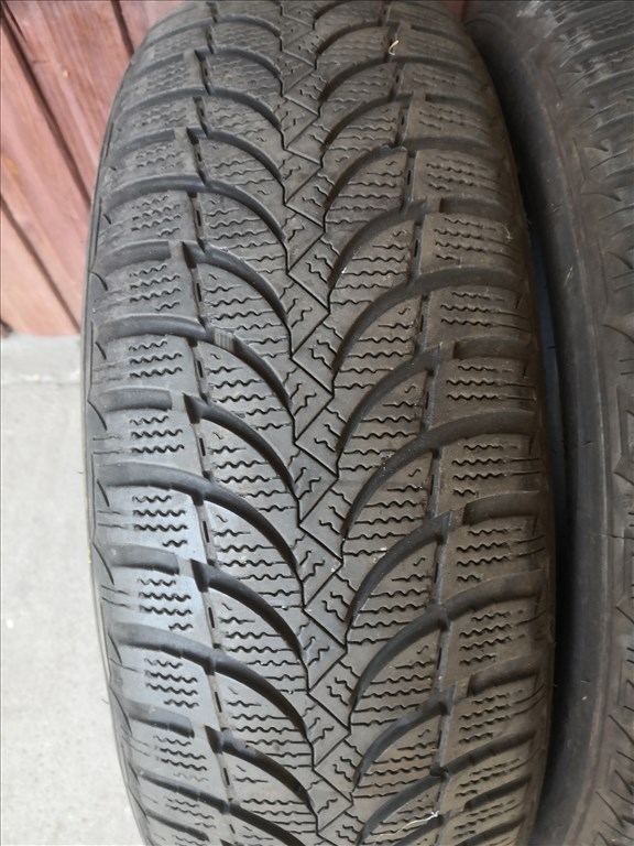 185/65R15-ös Nexen téli gumi 2db 5. kép