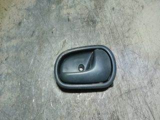 Mazda 121 (2nd gen) Jobb hátsó Belső Kilincs *78694*