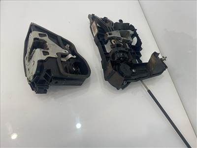 BMW F07 5GT Bal első ajtózár európai autóból 7229461