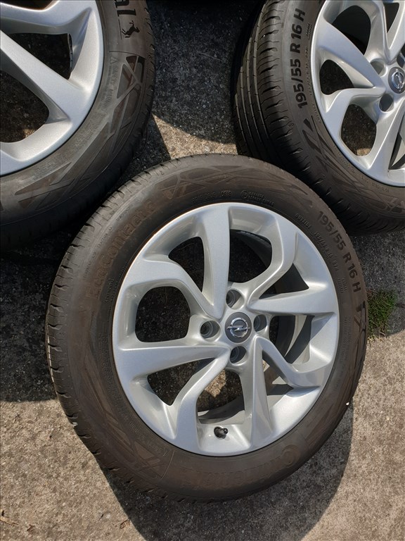 16" 4x100 Opel E-Corsa 3. kép