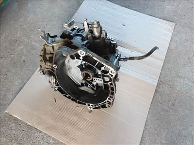 Opel Corsa E 1.3 CDTI Váltó B13DTR 4342 , 