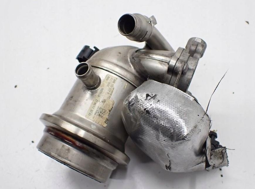 Skoda Fabia III 1.4 TDI 1.4 TDI CUS EGR hűtő EGR szelep 04b131512d 04B131512D 04B131501D 1. kép