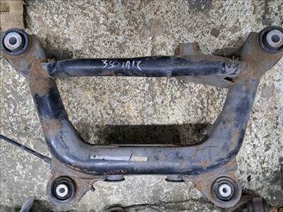 BMW E46 316i 318i 320i 323i 325i 328i 330i hátsó benzines bölcső diffi keret