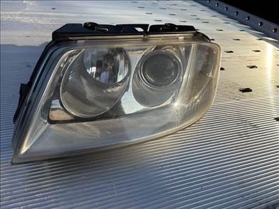 Volkswagen Passat B5 Bal első halogén fényszóró 