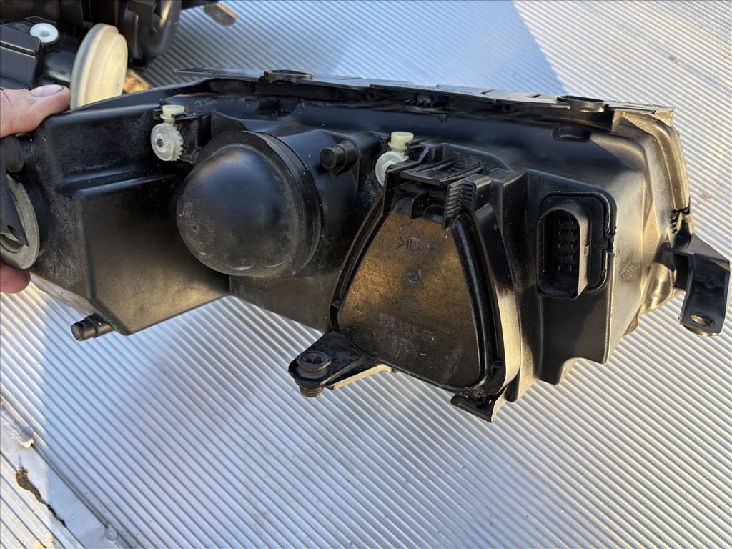 Volkswagen Passat B5 Bal első halogén fényszóró  4. kép