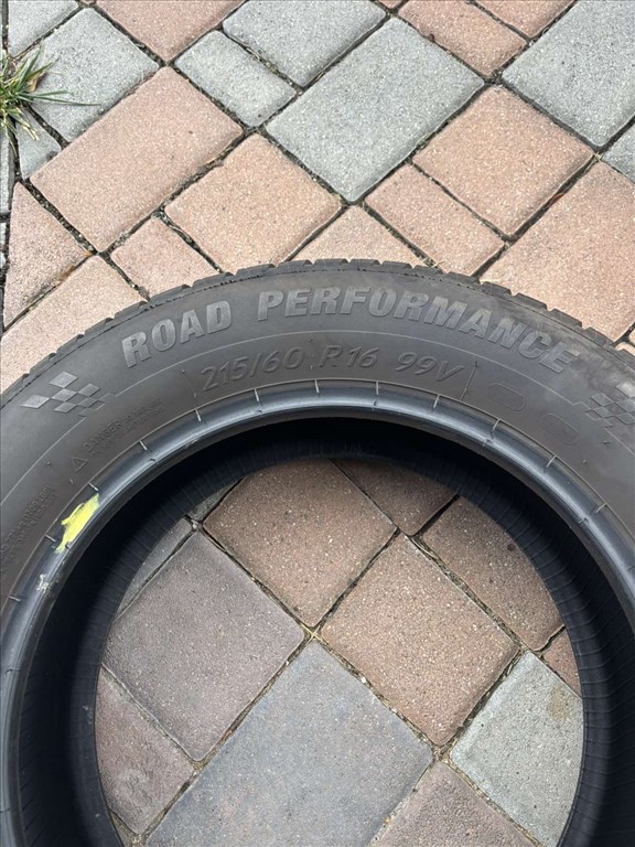  215/6016" újszerű Sebring nyári gumi gumi 4. kép
