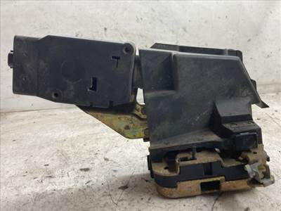 VOLVO V40 Bal hátsó Ajtózár