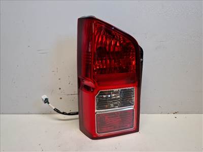 Nissan Pathfinder bal hátsó lámpa